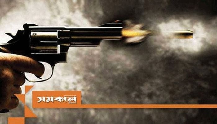 Clash breaks out, 2 shot