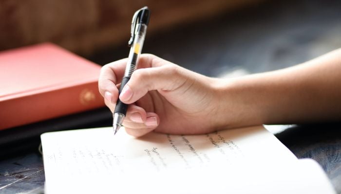 AI can now mimic human handwriting
