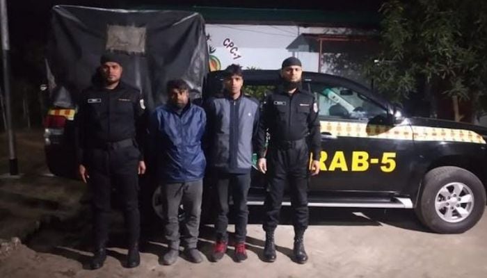 2 held with phensedyl in C'nawabganj