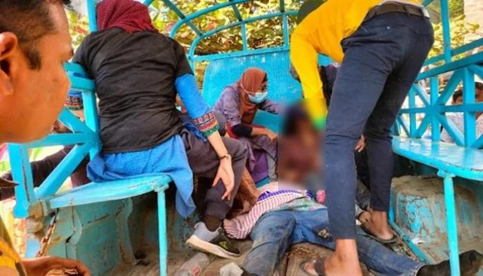 DU student among two die in Bandarban road accident