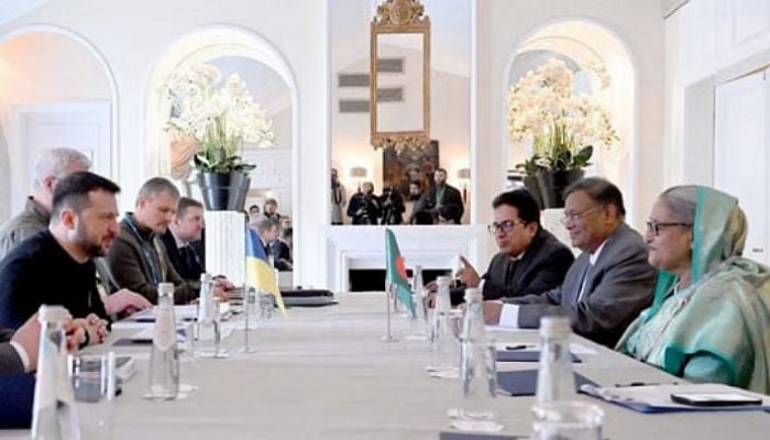 Hasina holds meeting with Zelenskyy
