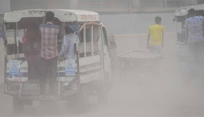 Dhaka's air quality unhealthy this morning