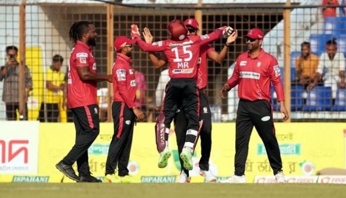 Mayers stars in Barishal's win against Sylhet 