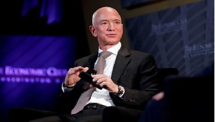 Bezos to sell up to 50 million Amazon shares