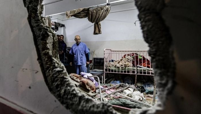 Fears grow for crucial Gaza hospital after Israeli raid