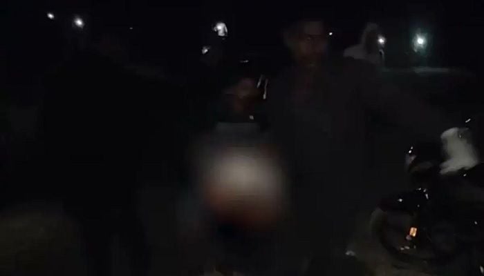 2 run over by train in India's Jharkhand, several injured