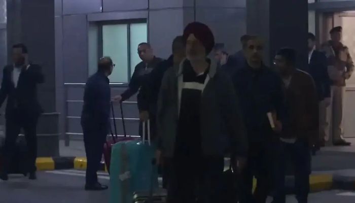 Qatar releases 7 jailed Indian Navy veterans