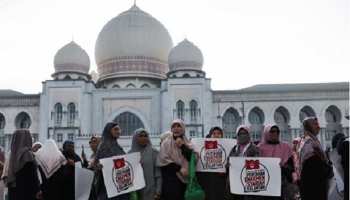 Malaysia's top court strikes out some Islamic laws