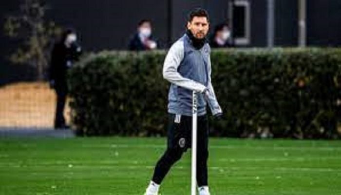Messi starts on bench in Tokyo after Hong Kong controversy