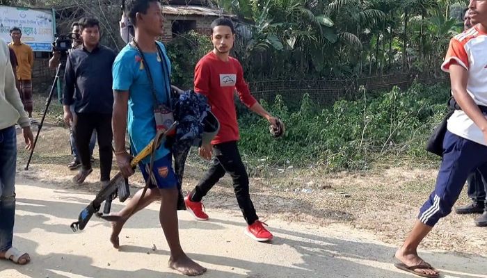 58 Myanmar border guards take refuge in Bangladesh
