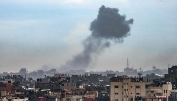 Israel pounds Gaza as fears grow of push into Rafah