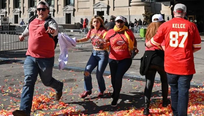 One dead, 21 injured in shooting near US Super Bowl parade