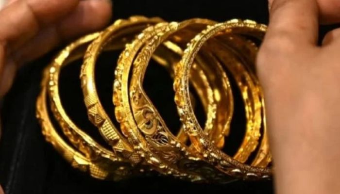 BAJUS reduces price of gold by Tk 420