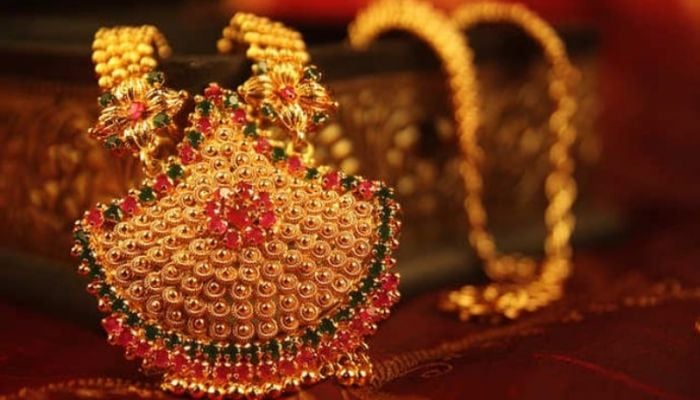 Price of gold drops again