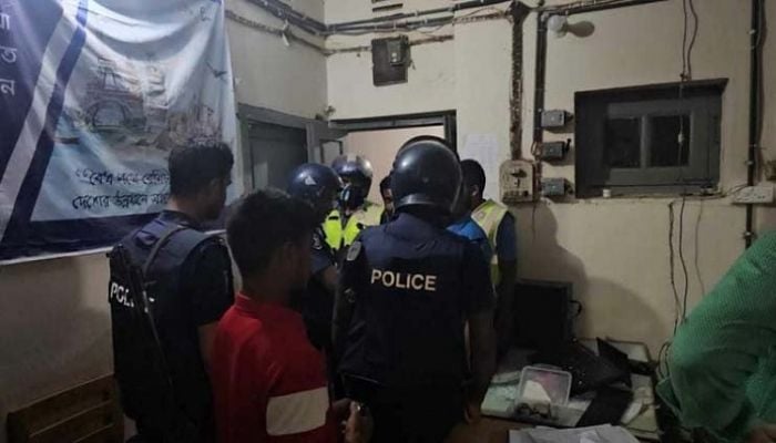 KNF robs Sonali Bank, abducts its manager in Bandarban