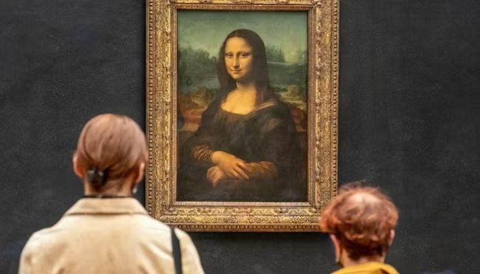 Louvre says Mona Lisa could get a room of her own