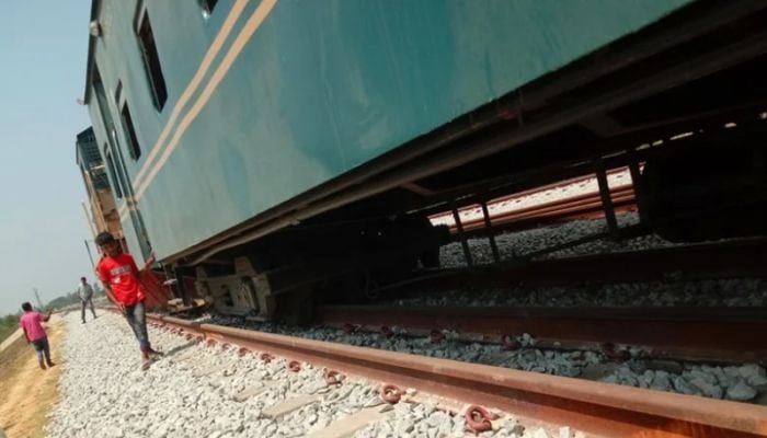 Cox's Bazar-Chattogram rail link snapped as train derails