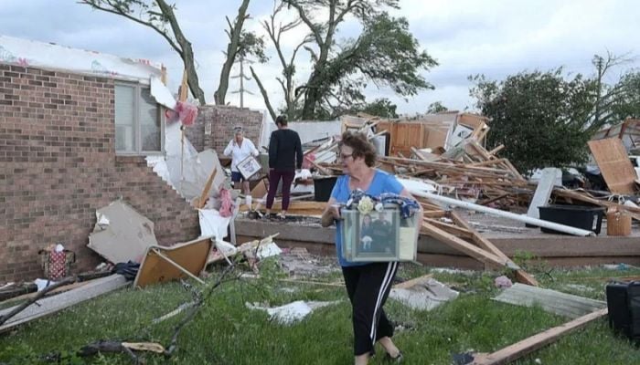 Several dead in Iowa as storms batter US Midwest