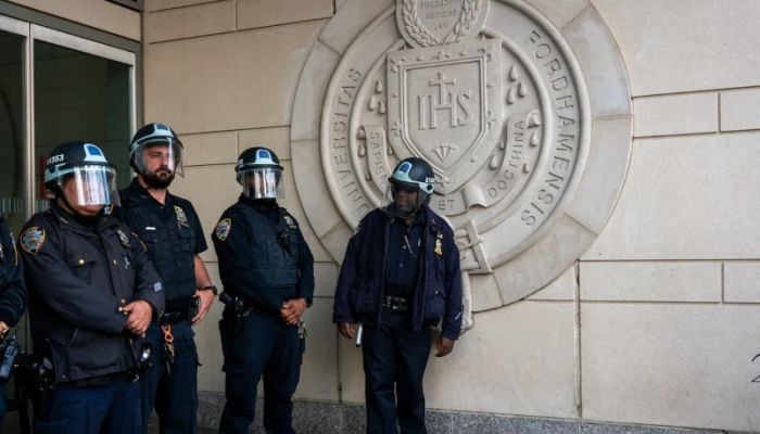 Riot police storm US colleges after violent protests over Gaza war