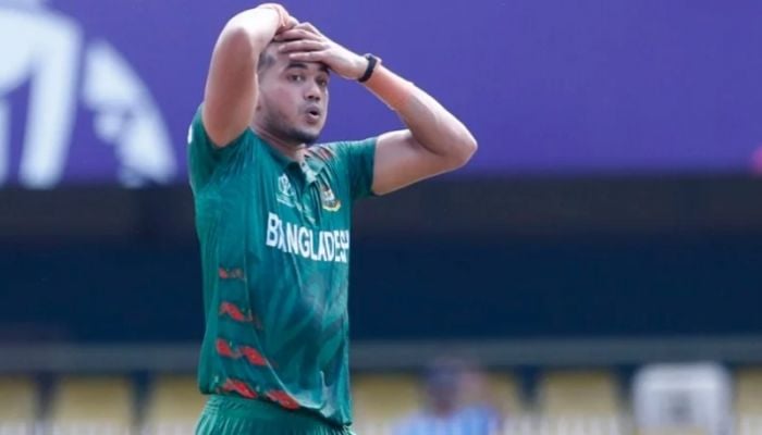 Fast bowler Taskin suffers injury scare
