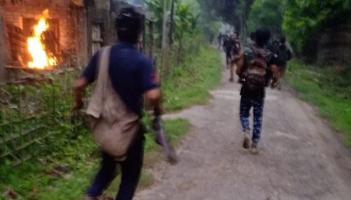 Manipur chief minister's advance security team ambushed