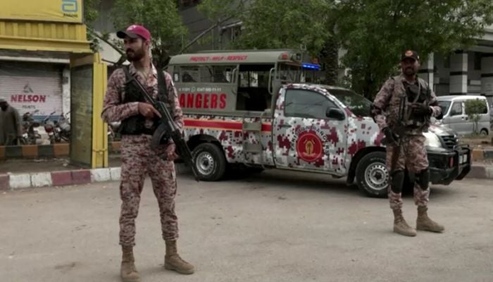Bombing kills 7 soldiers in Pakistan