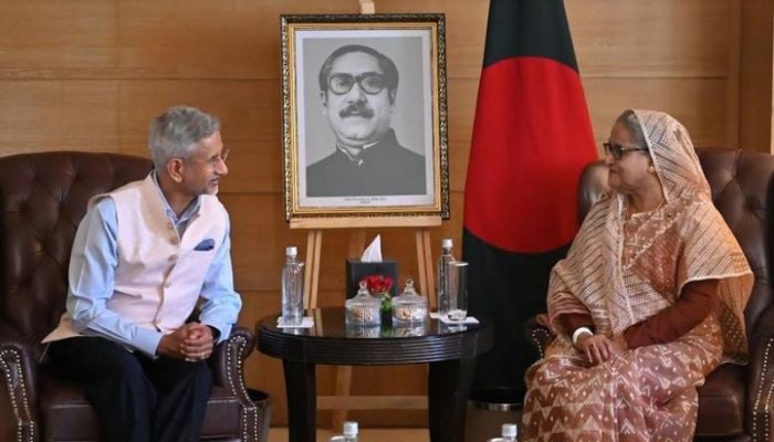 Jaishankar pays courtesy call on PM
