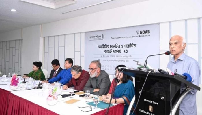 Finance sector remains vulnerable: Wahiduddin Mahmud