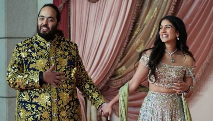 A big fat Indian wedding for the Ambani family to snarl Mumbai traffic