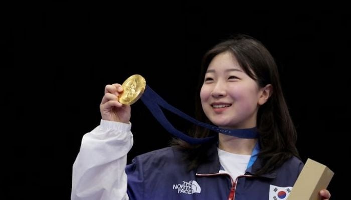 South Korean Ban wins women's 10 metre air rifle gold