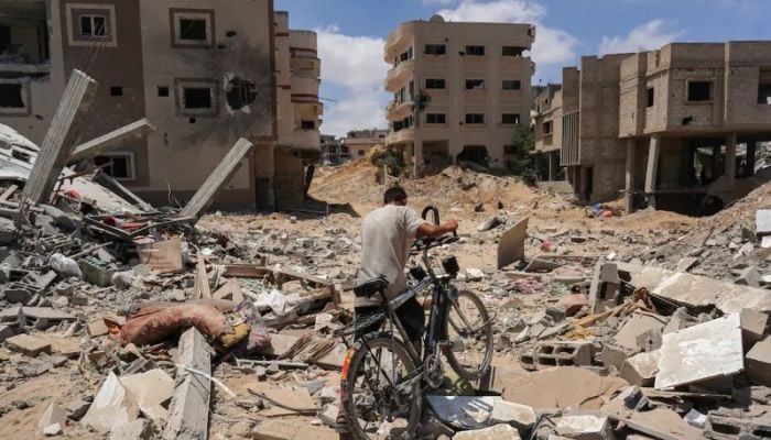 Israel assault on Khan Yonuis killed 300 since July 22