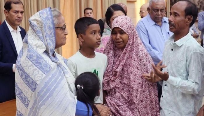 PM provides financial assistance to families of 34 deceased in clashes