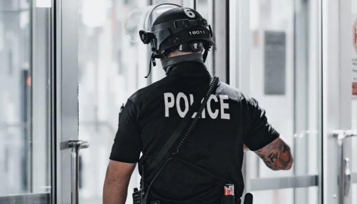 1 killed, 6 injured in New York mass shooting