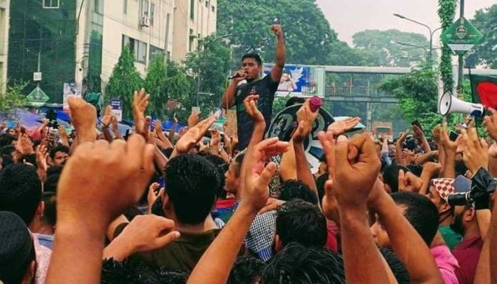 Students to continue movement despite SC's status quo on HC order