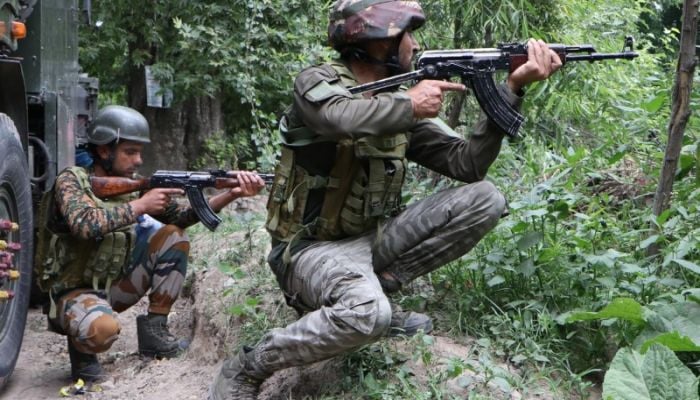 Eight killed in gun battles in Indian Kashmir