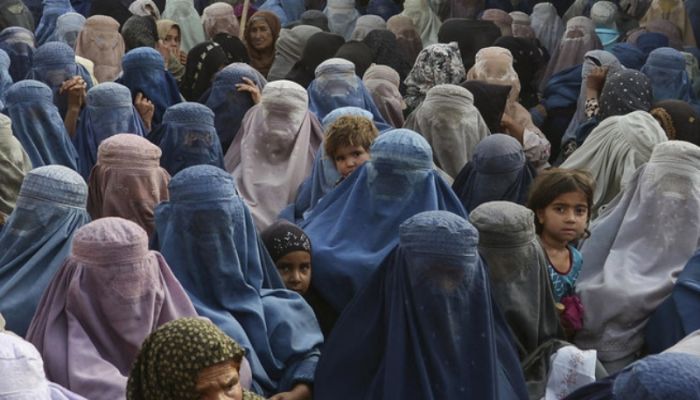 Taliban bans the sound of women’s voices in public