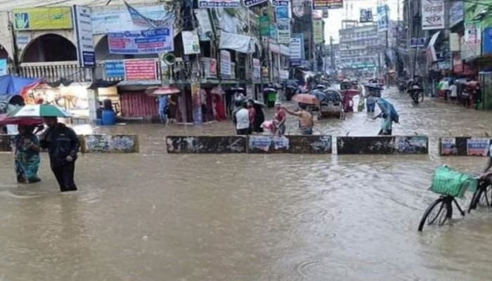 Heavy rain to persist for 2 more days in Chattogram