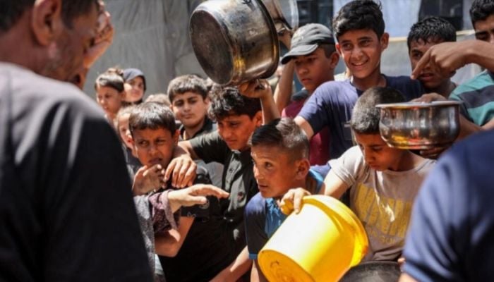 Gaza war drives children to work