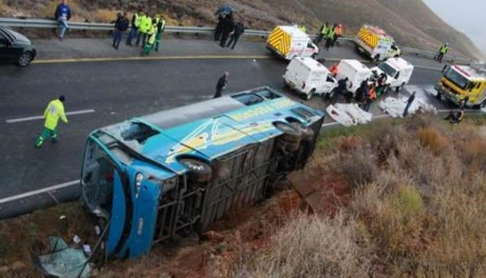 14 killed as bus, truck collide in Mali