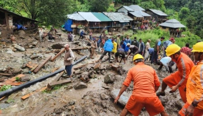 13 killed in India floods, stranded pilgrims airlifted