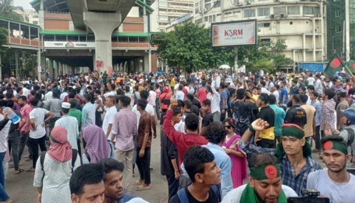 Shahbagh blocked, BCL chased away