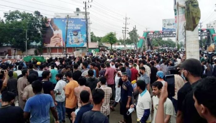 150 injured in police attack on SUST students