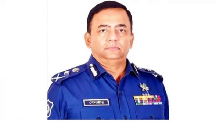 Attempt to murder case lodged against ex-IGP Benazir