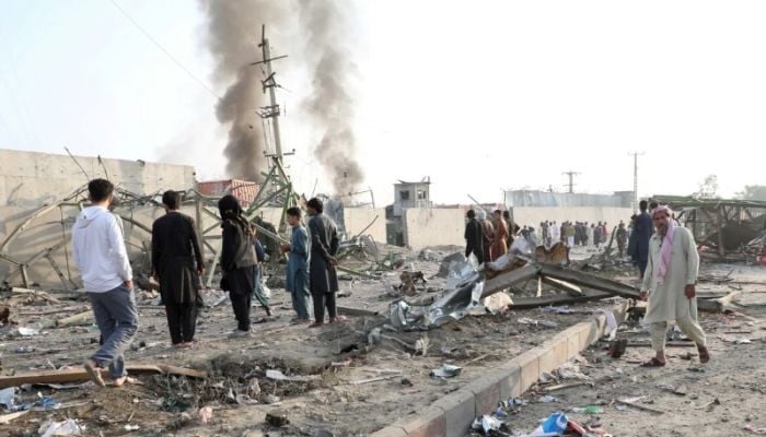 Six killed, 13 wounded in Kabul suicide bombing