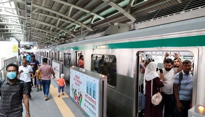 Metro rail to run on Fridays: DMTCL