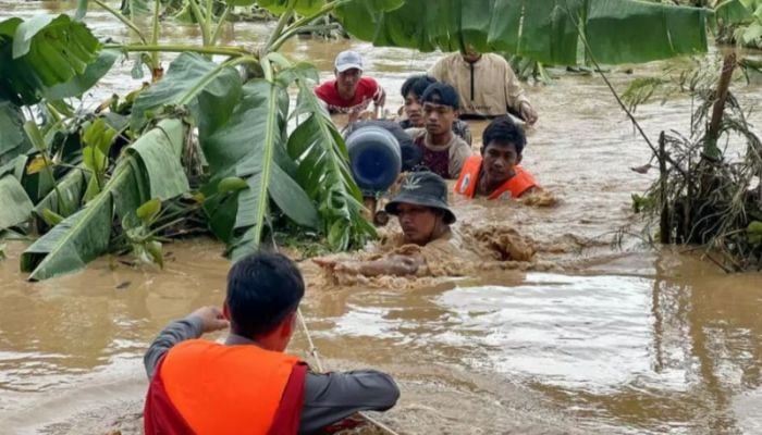 Myanmar battles Yagi floods as Vietnam begins clear-up