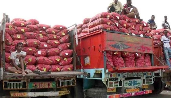 India removes minimum export price on onion