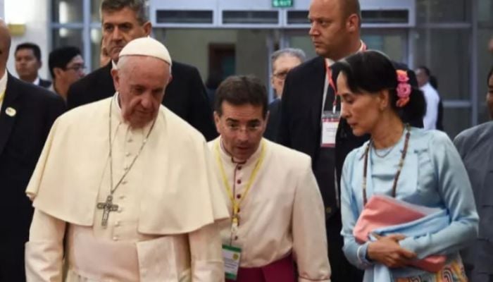 Pope offers refuge to Myanmar's jailed Suu Kyi