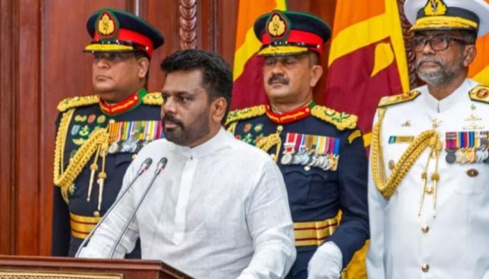 Sri Lanka's new leader to call snap parliamentary polls