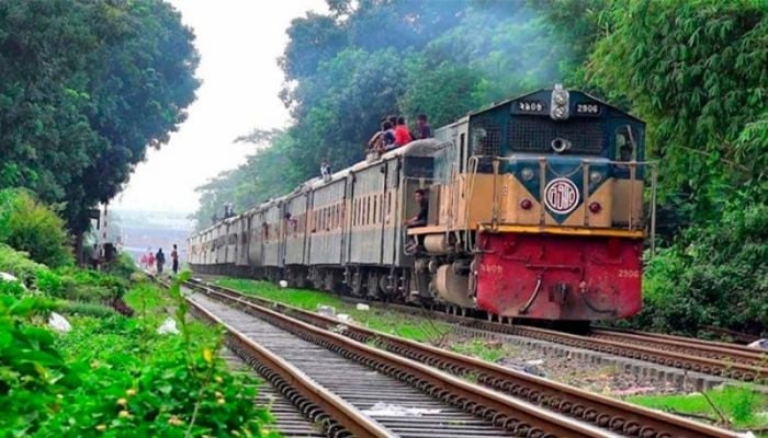 Eight special trains to run on Dhaka-Cox's Bazar route Oct 23-27